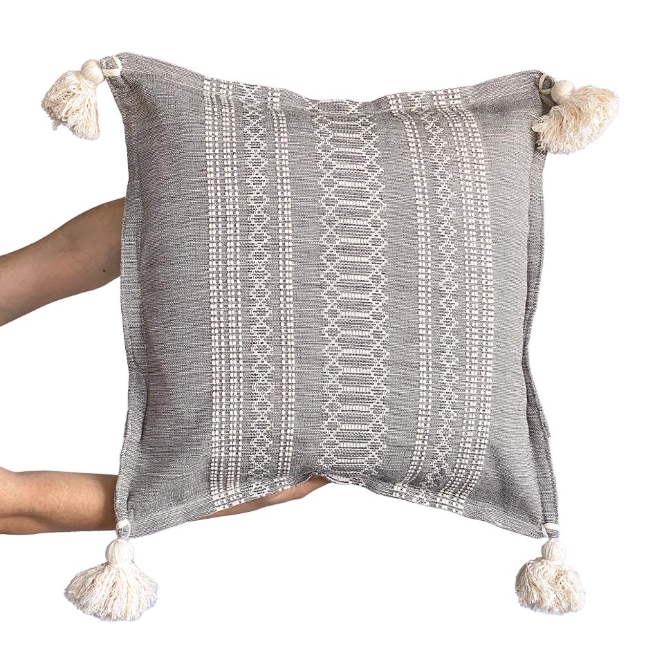 Cream Cotton Pompons (pair)